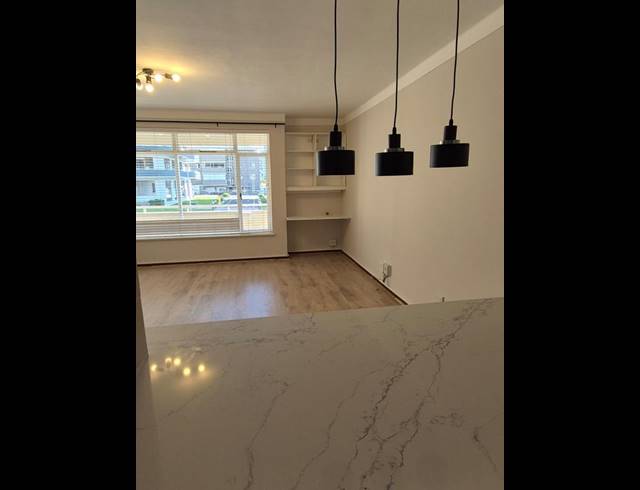 1 BEDROOM PROPERTY TO RENT IN SEA POINT